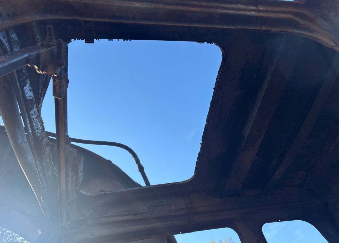 2006 John Deere 120C Excavator - Image 40