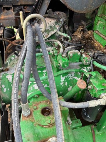 2006 John Deere 9660 STS Combine - Image 22