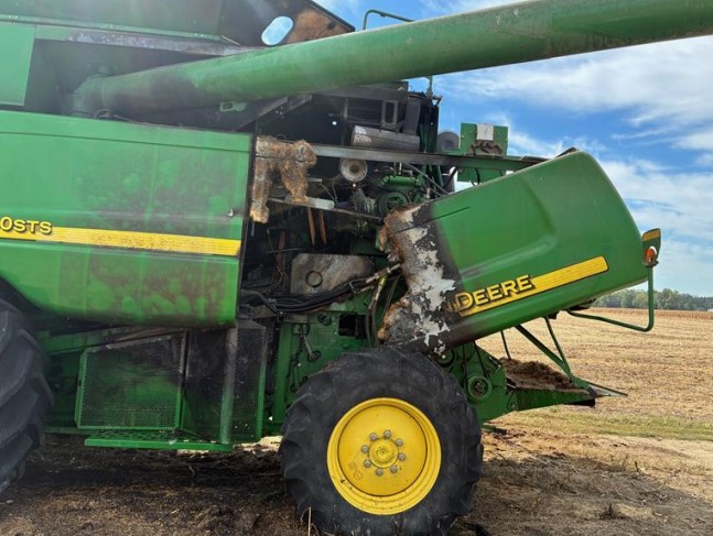 2006 John Deere 9660 STS Combine - Image 5