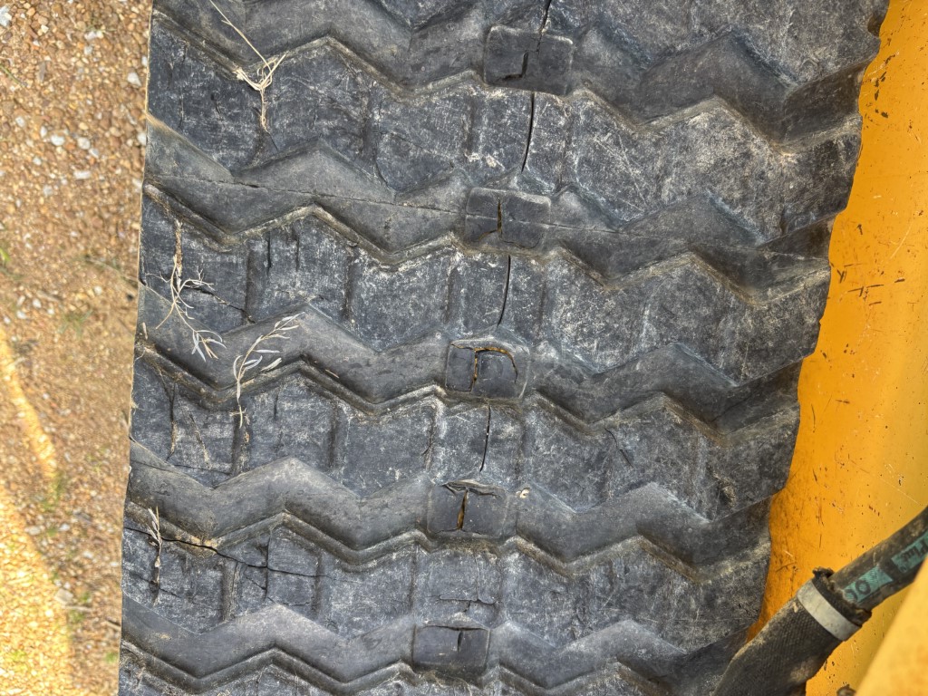 2006 John Deere CT322 Compact Track Loader - Image 3