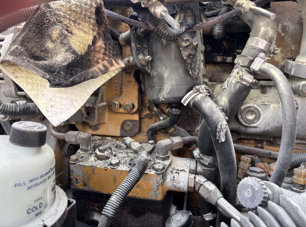 2008 Kenworth T800 - Image 15