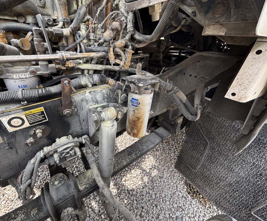 2008 Kenworth T800 - Image 31