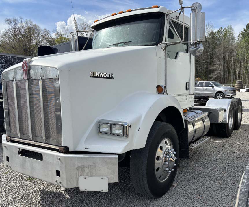 2008 Kenworth T800 - Image 5