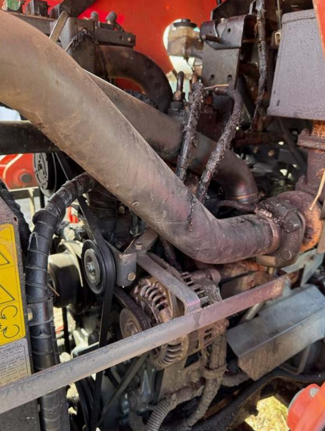 2008 Kubota M108X Tractor - Image 10