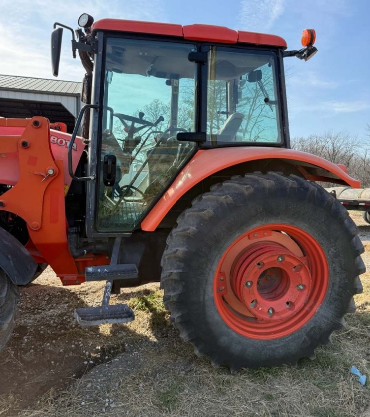 2008 Kubota M108X Tractor - Image 2
