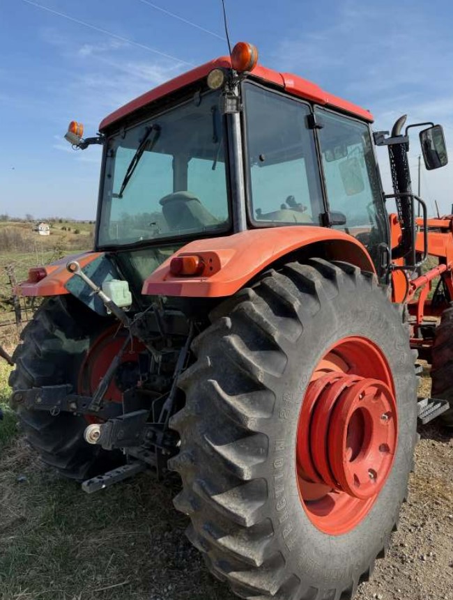 2008 Kubota M108X Tractor - Image 3