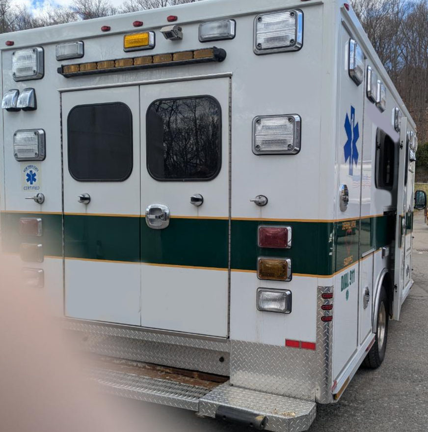 2009 Ford E-450 Ambulance - Image 4