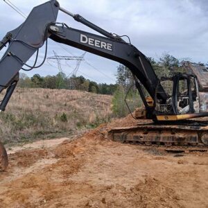 2009 John Deere 240D Excavator