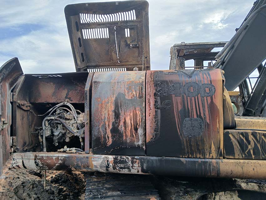 2009 John Deere 240D Excavator - Image 14