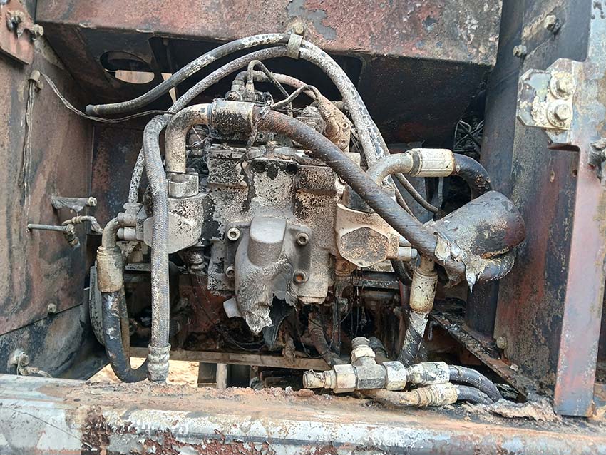 2009 John Deere 240D Excavator - Image 15