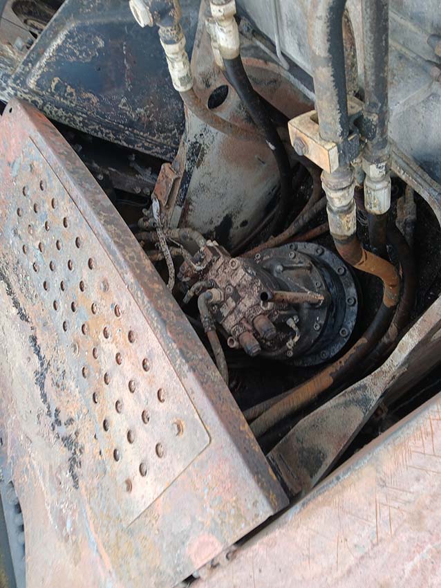 2009 John Deere 240D Excavator - Image 20