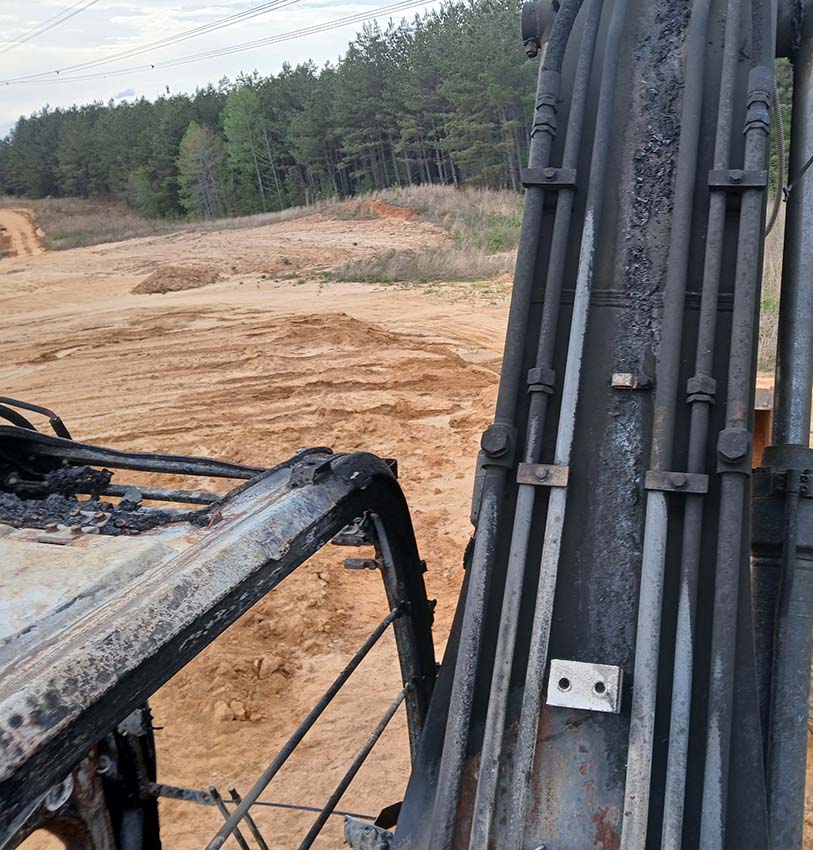 2009 John Deere 240D Excavator - Image 30