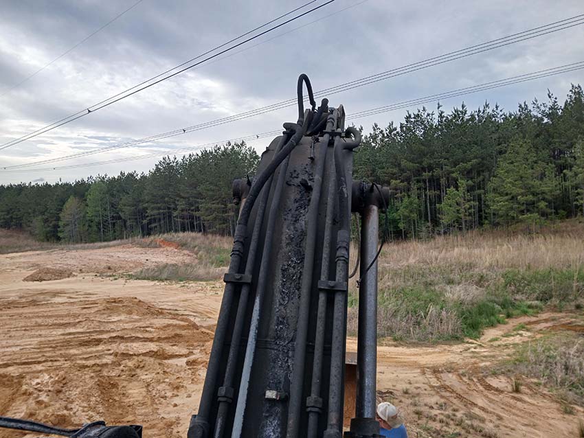 2009 John Deere 240D Excavator - Image 31