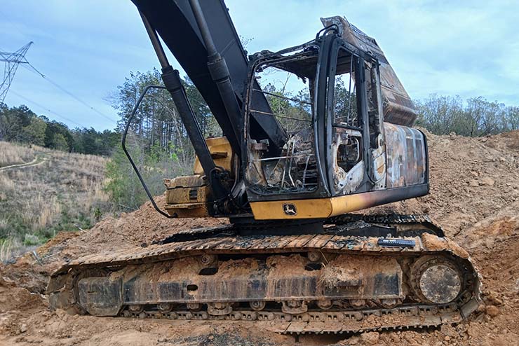 2009 John Deere 240D Excavator - Image 8