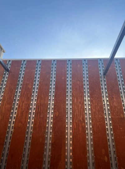 2010 Freightliner M2 106 Box Truck - Image 18