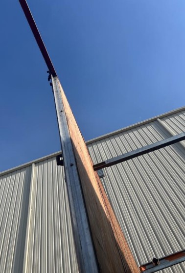 2010 Freightliner M2 106 Box Truck - Image 19