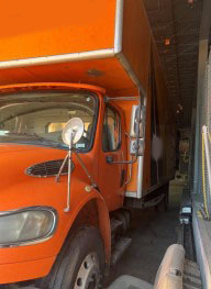 2010 Freightliner M2 106 Box Truck - Image 2