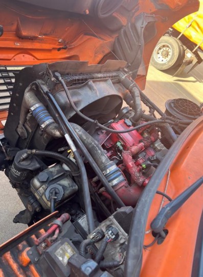 2010 Freightliner M2 106 Box Truck - Image 22