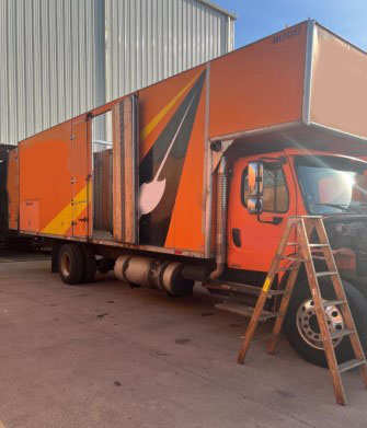 2010 Freightliner M2 106 Box Truck - Image 5