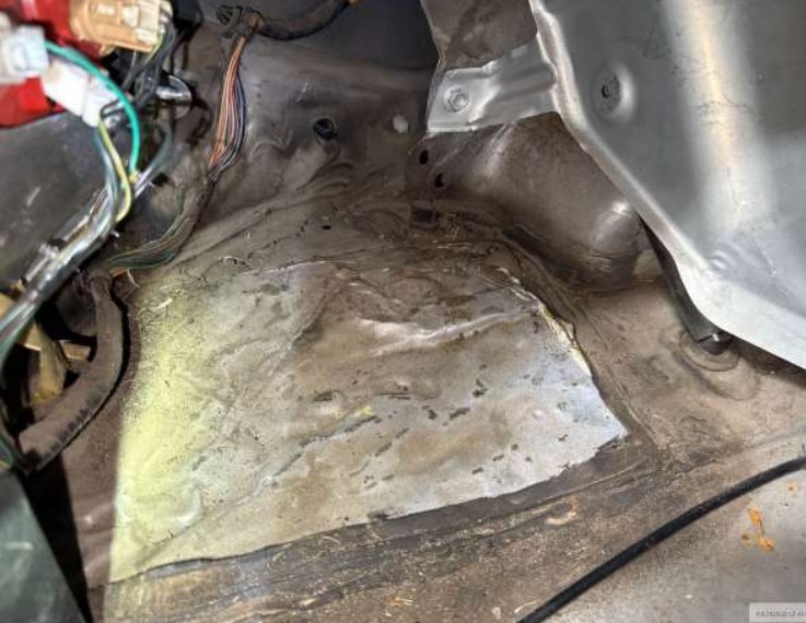 2010 Mazda MX-5 Miata - Image 25