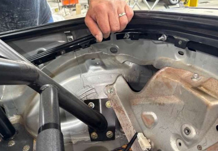 2010 Mazda MX-5 Miata - Image 32