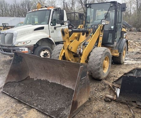 2011 Caterpillar 906H Wheel Loader