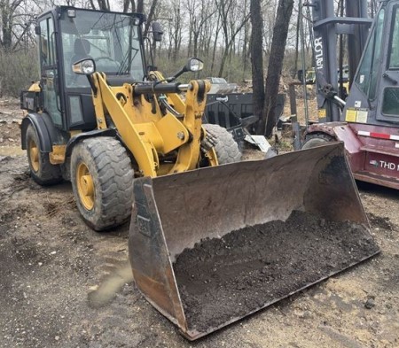 2011 Caterpillar 906H Wheel Loader - Image 3