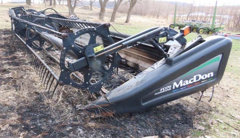 2012 MacDon FD70 Bean Head