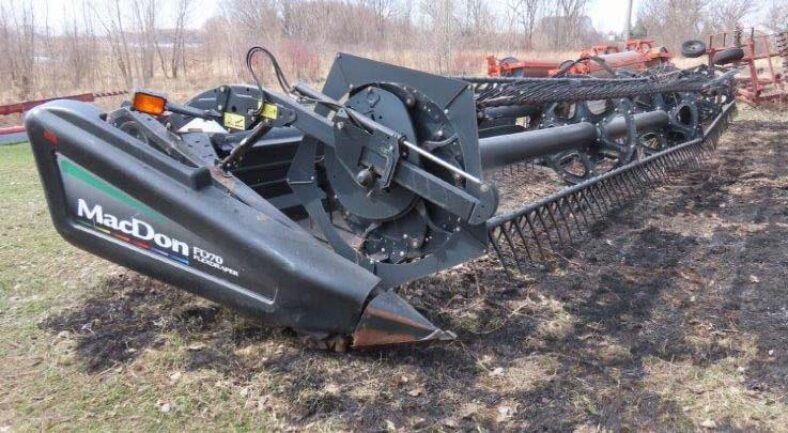 [Auction]: 2012 MacDon FD70 Bean Head | Minnesota | damaged | CAG