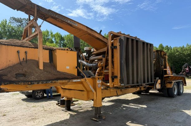 2013 Bandit 3590 Chipper - Image 3