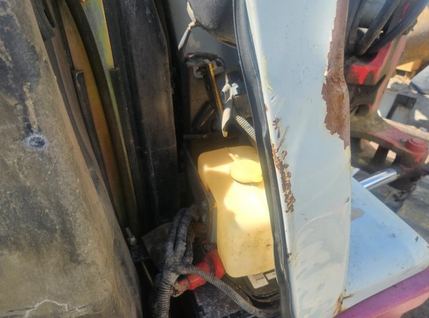 2013 Takeuchi TB250 Excavator - Image 12