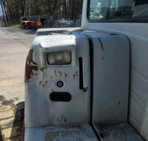 2013 Takeuchi TB250 Excavator - Image 13