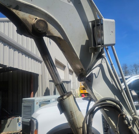 2013 Takeuchi TB250 Excavator - Image 6