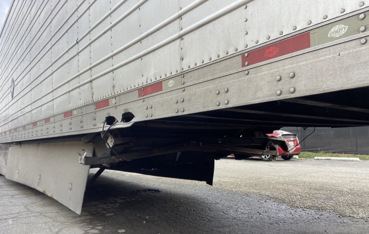 2013 Utility Reefer Trailer - Image 11