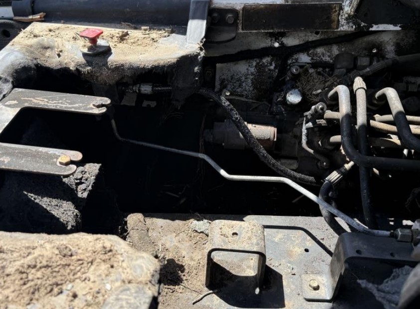 2014 Bobcat T750 Skid Steer - Image 13