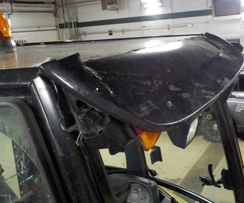 2014 Caterpillar 420F Backhoe - Image 12