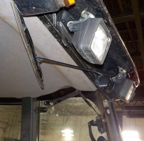 2014 Caterpillar 420F Backhoe - Image 14