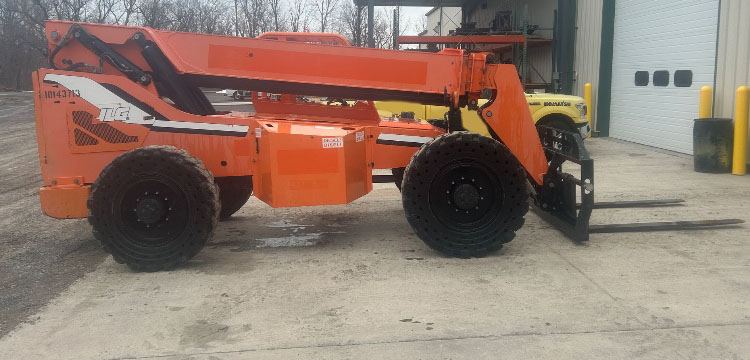 2014 SkyTrak 8042 Telehandler