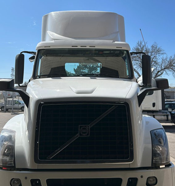 2014 Volvo VNL - Image 3