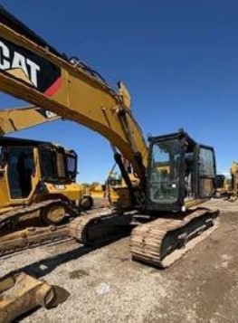 2015 Caterpillar 323FL Excavator - Image 2
