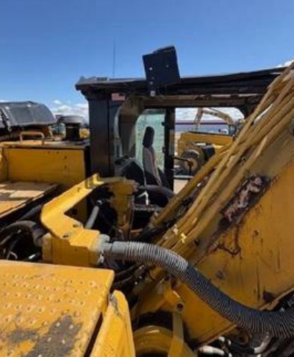 2015 Caterpillar 323FL Excavator - Image 17