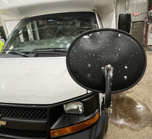 2015 Chevrolet Express 3500 - Image 12