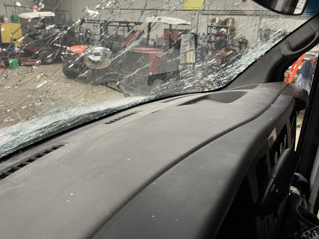 2015 Chevrolet Express 3500 - Image 13