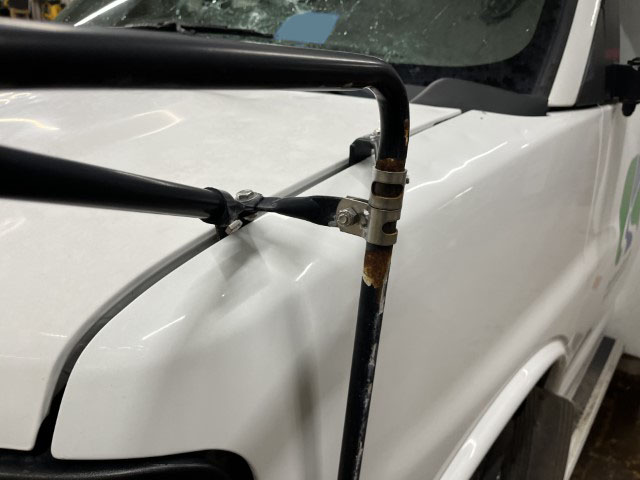 2015 Chevrolet Express 3500 - Image 28