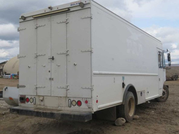 2015 Freightliner MT45 Step Van - Image 7