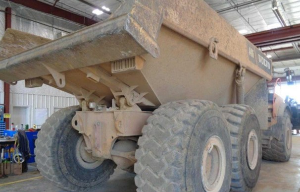 2015 Volvo A40G Articulated Dump Truck - Image 6