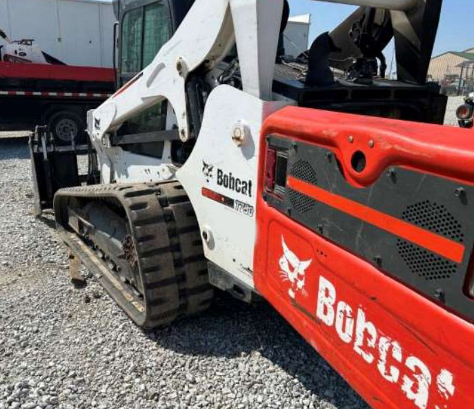 2016 Bobcat T750 Compact Track Loader - Image 5