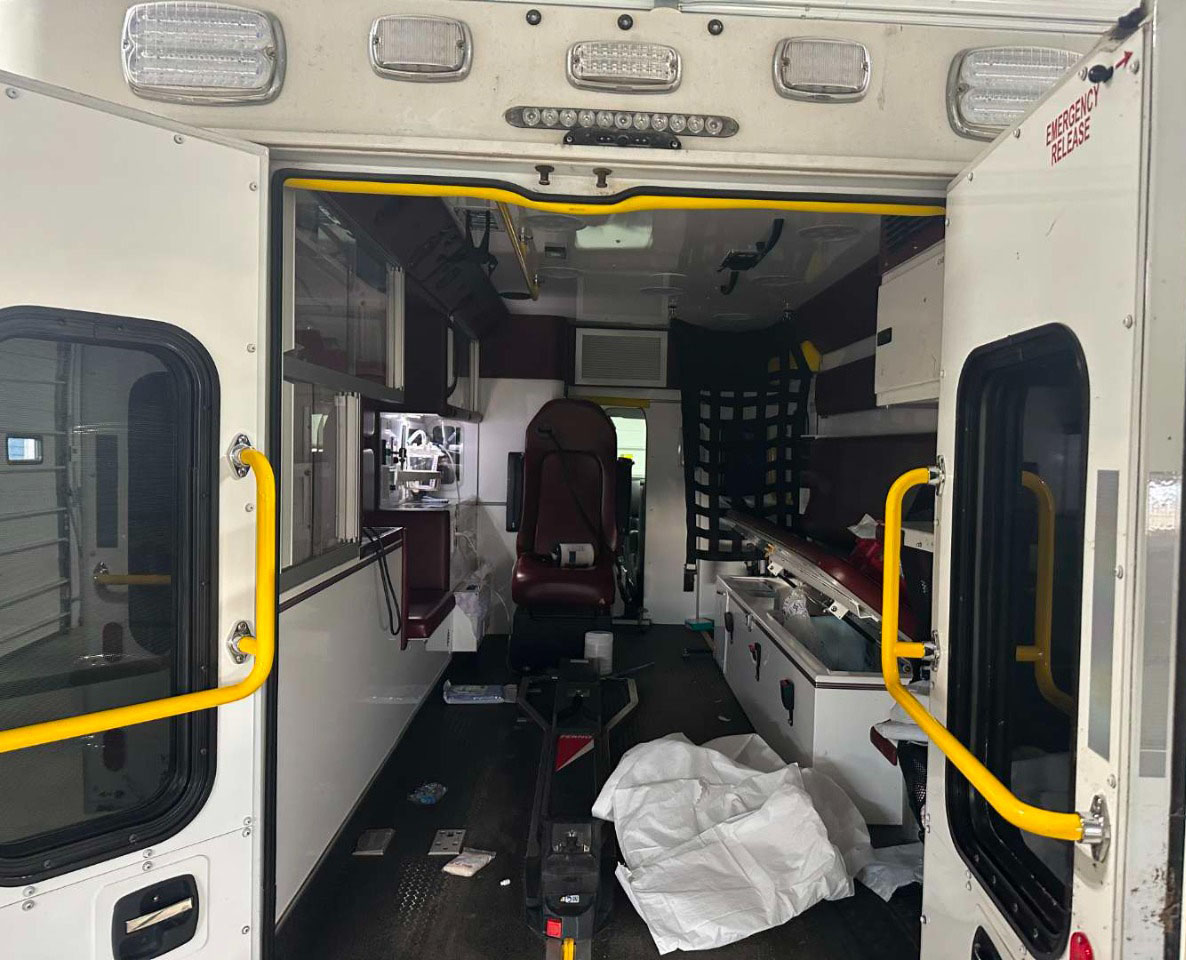 2016 Ford E-350 Ambulance - Image 13
