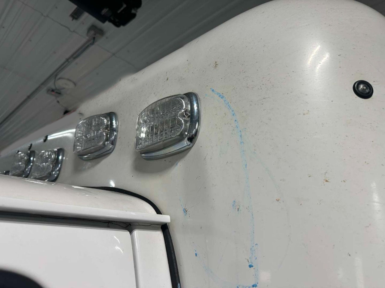 2016 Ford E-350 Ambulance - Image 23