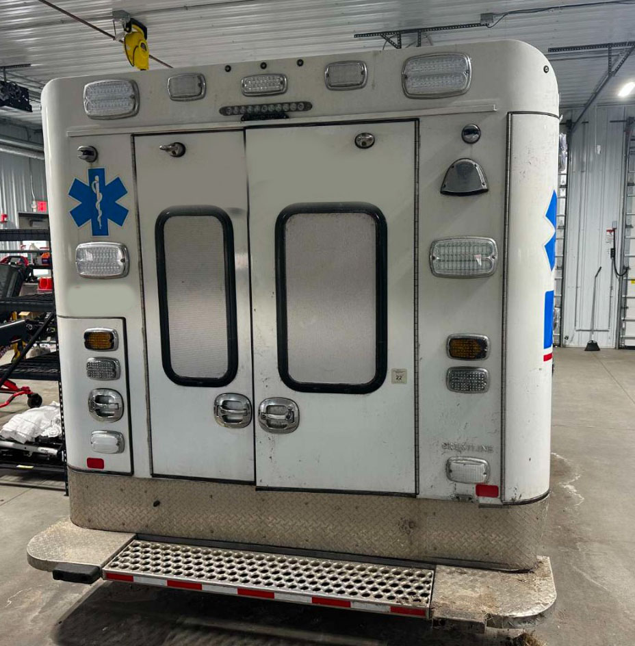 2016 Ford E-350 Ambulance - Image 6
